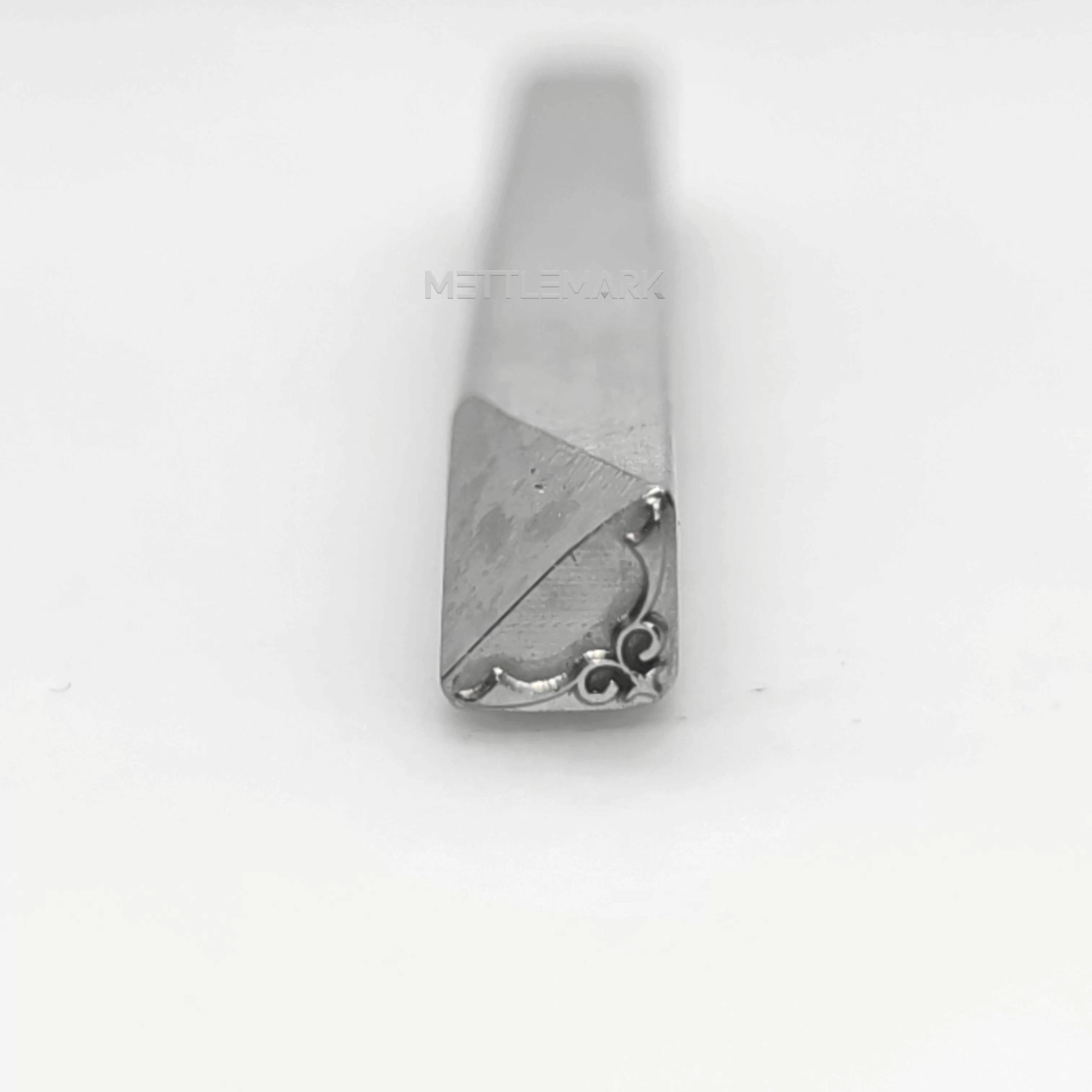Metal stamping tool with BordersRightAngleDecoration