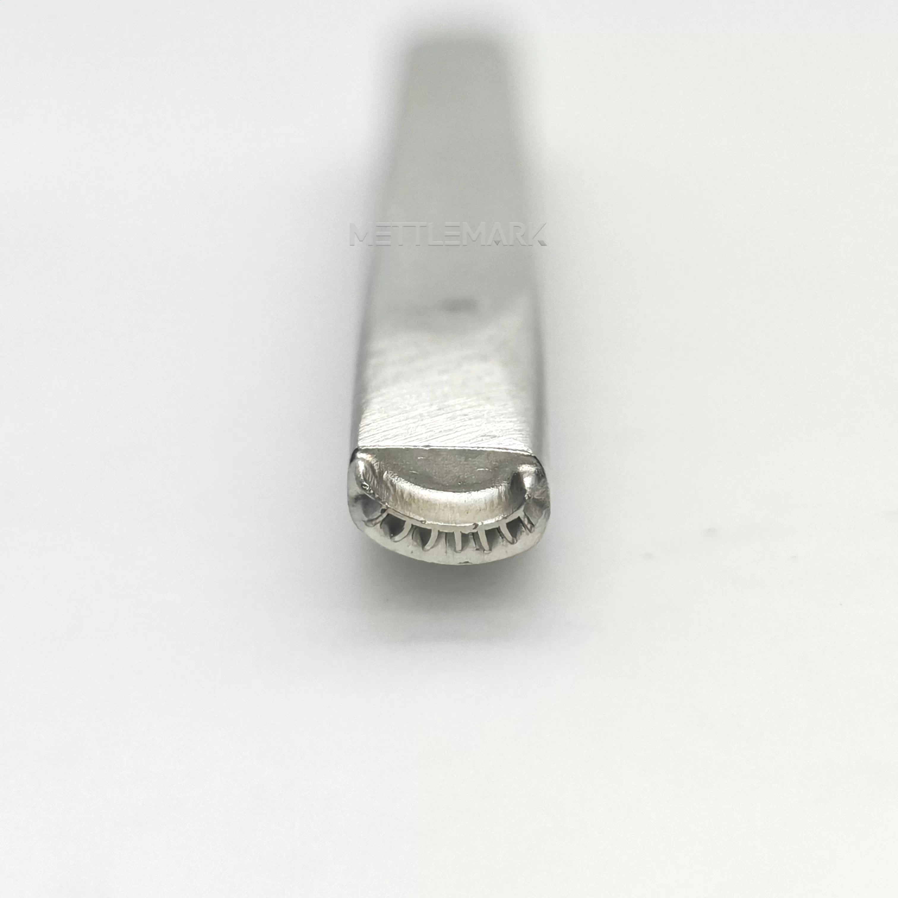 Metal stamping tool with eyelash