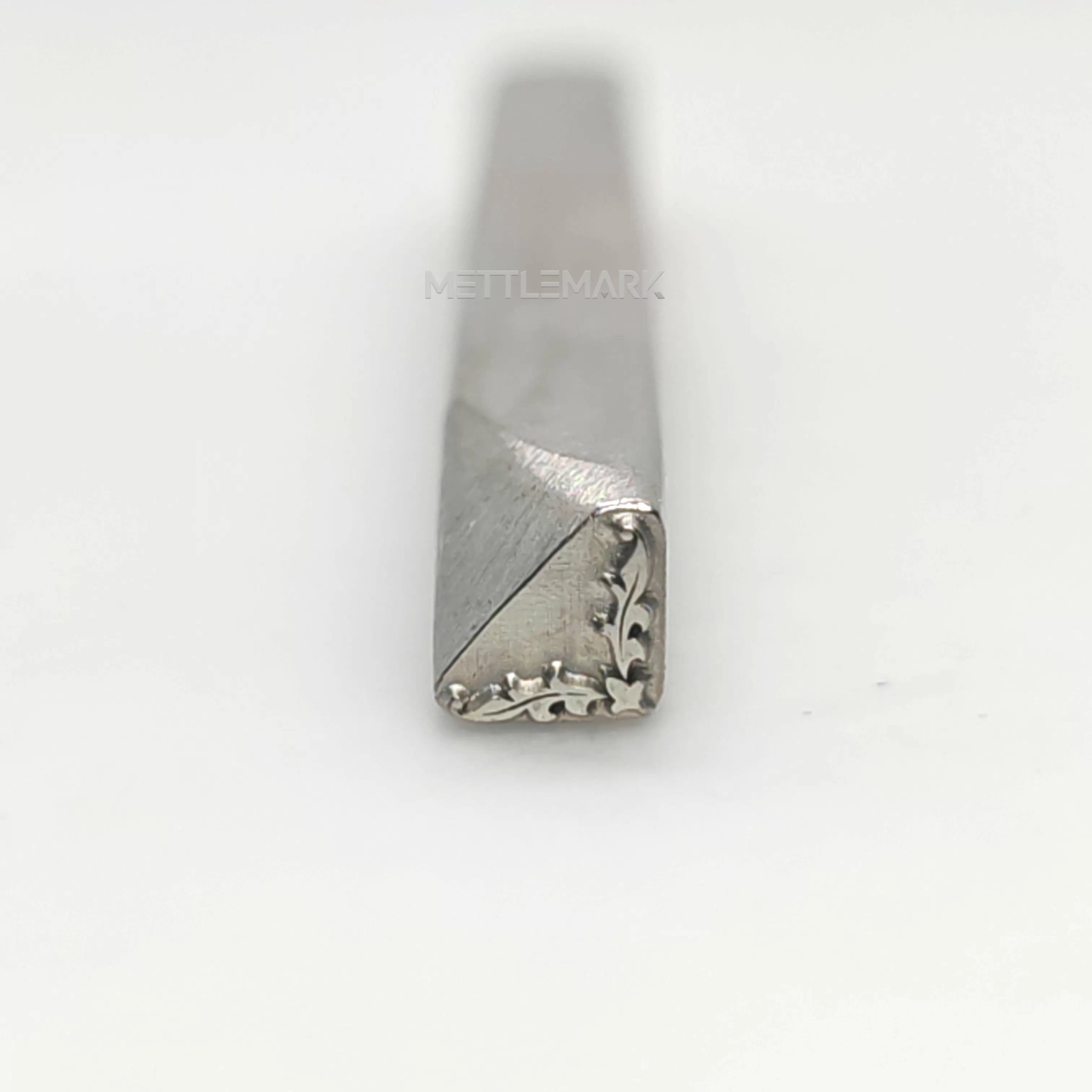 Metal stamping tool with etalStampBordersRightAngleDecoration