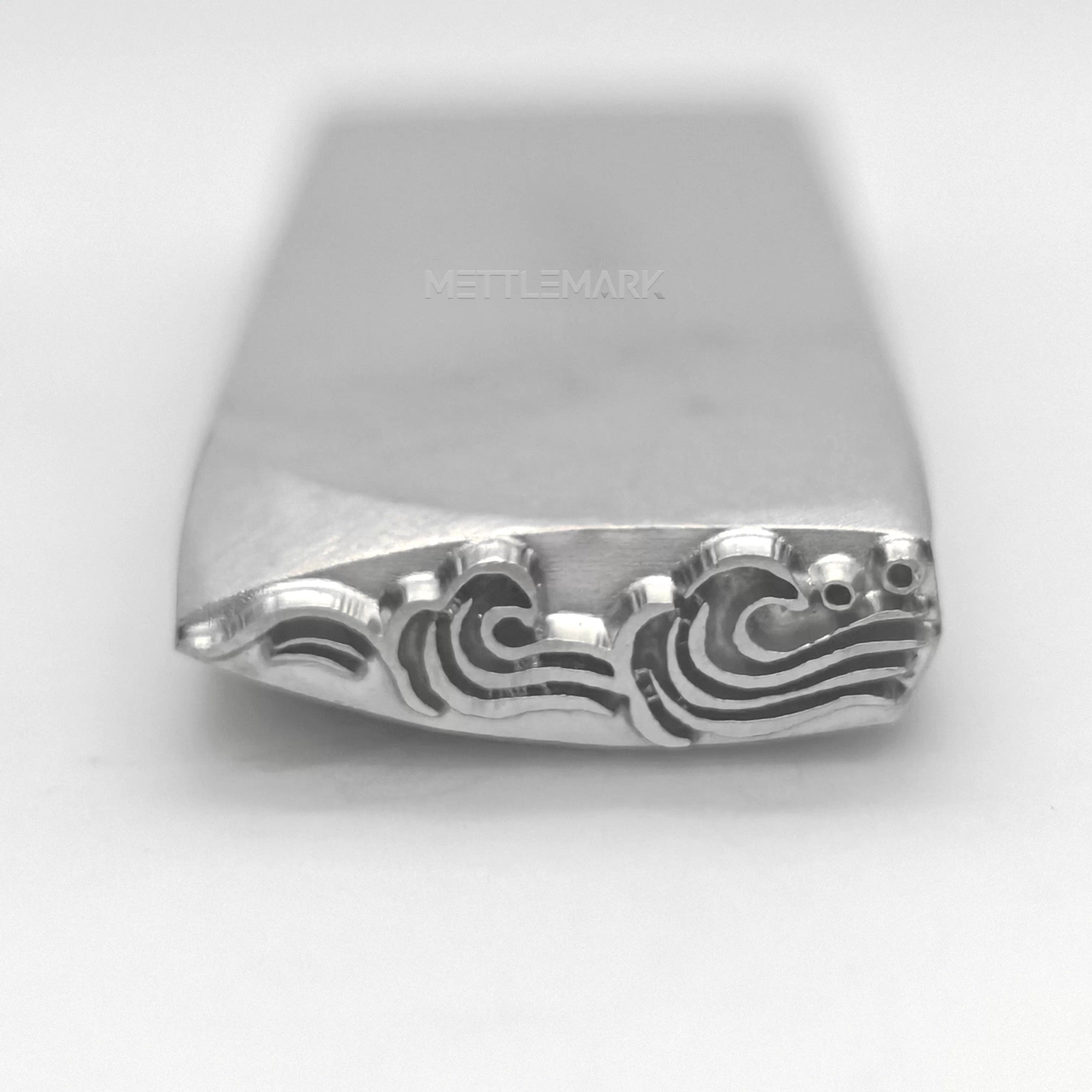 Metal stamping tool with Cloud